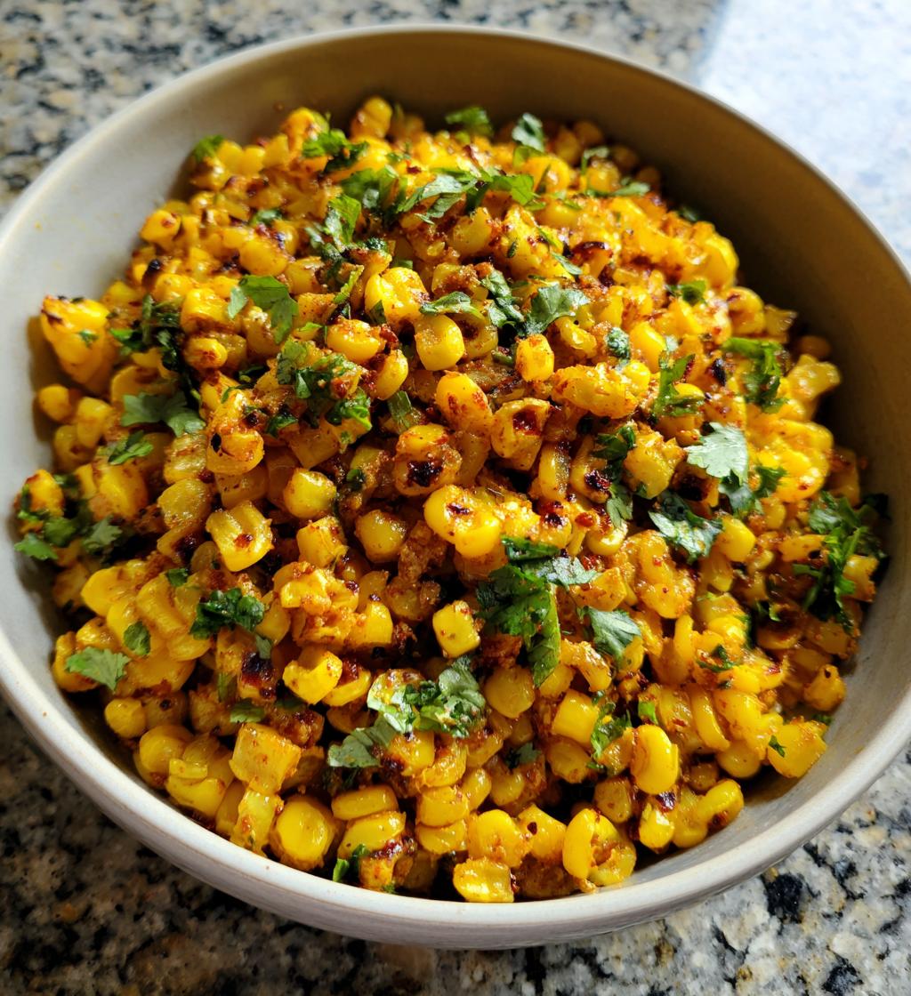 Masala Corn (Spicy Indian Street Corn) - detail 1