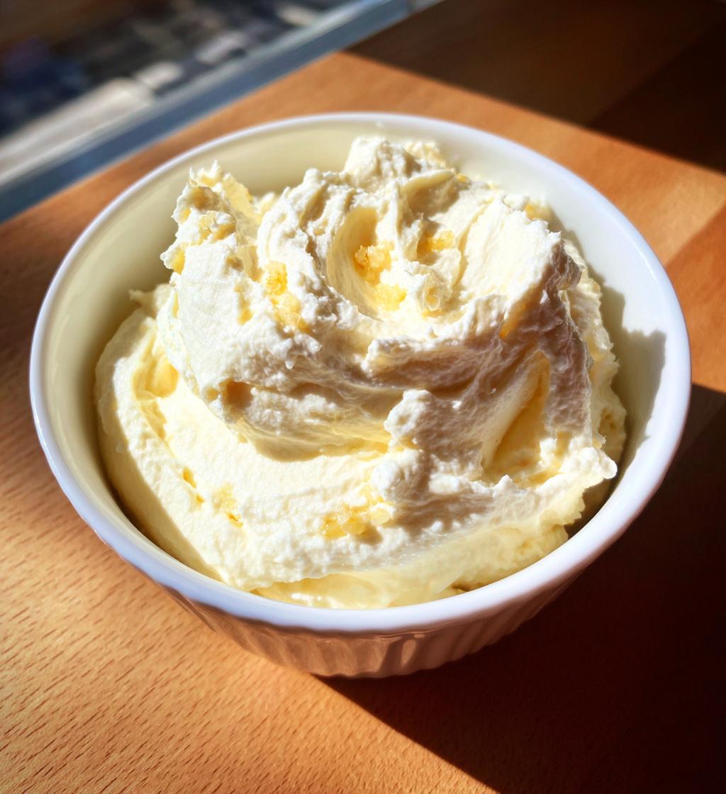 Whipped Beef Tallow with Confit Garlic - detail 1