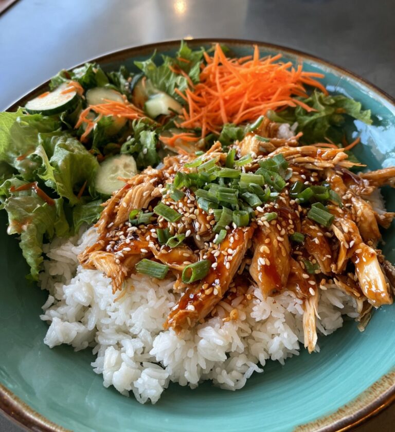 Healthy Bang Bang Chicken Bowls